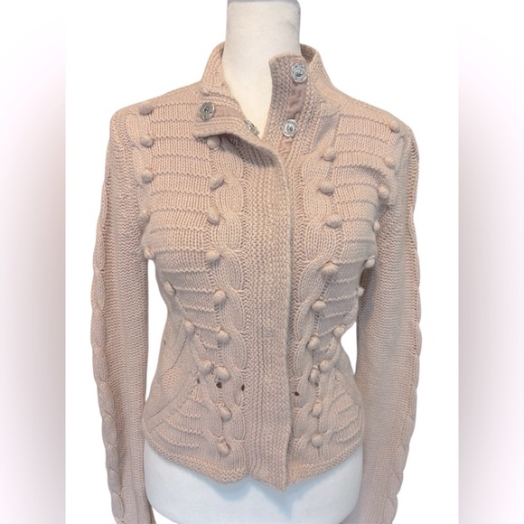 Blush Pink Cardigan - a crochet tufted dot cable knit design. Size Small H&M - Picture 3 of 8